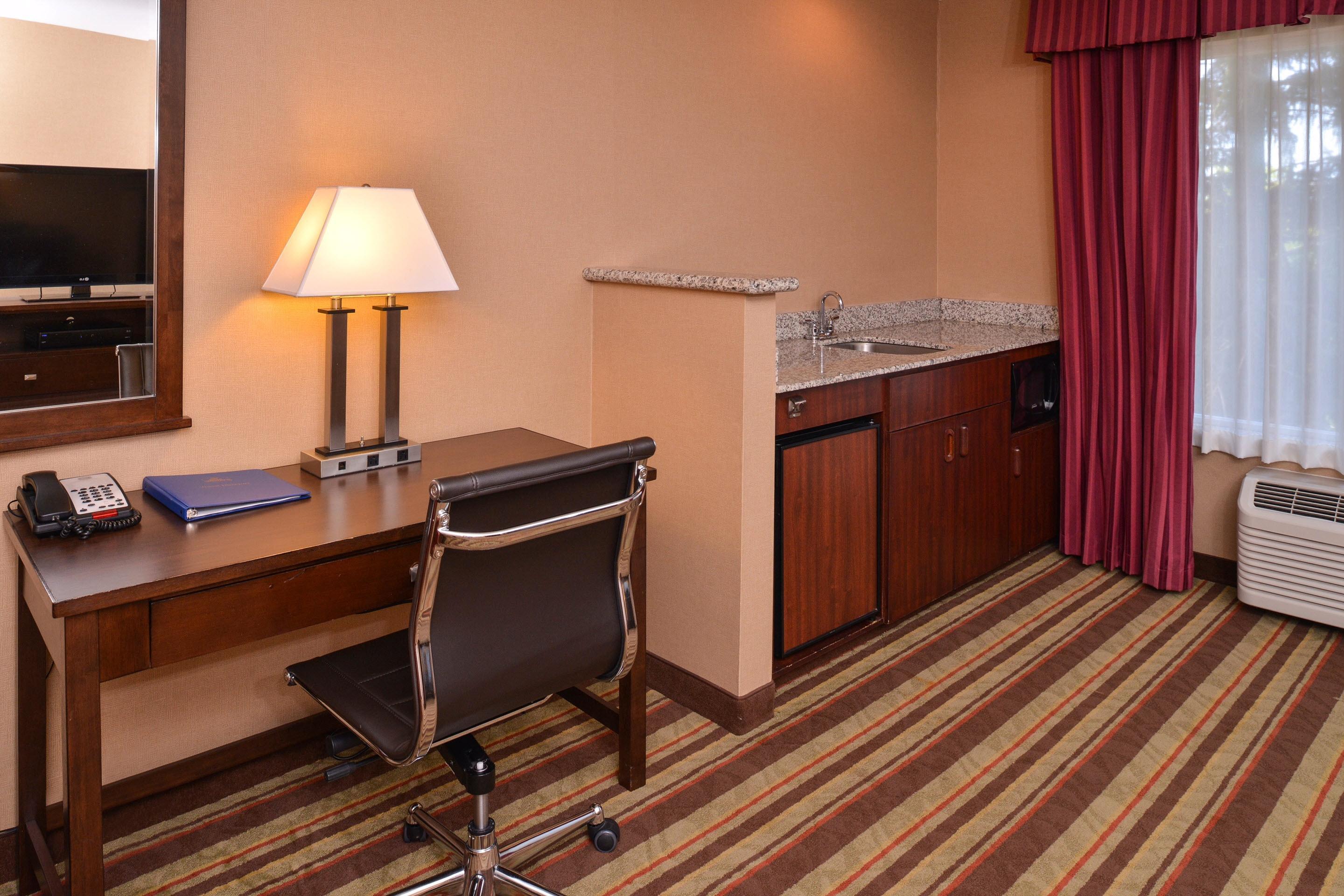 Best Western Wilsonville Inn & Suites Экстерьер фото