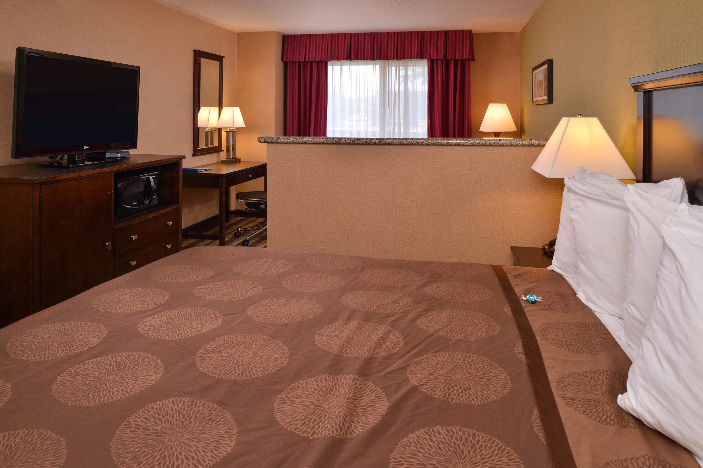 Best Western Wilsonville Inn & Suites Экстерьер фото