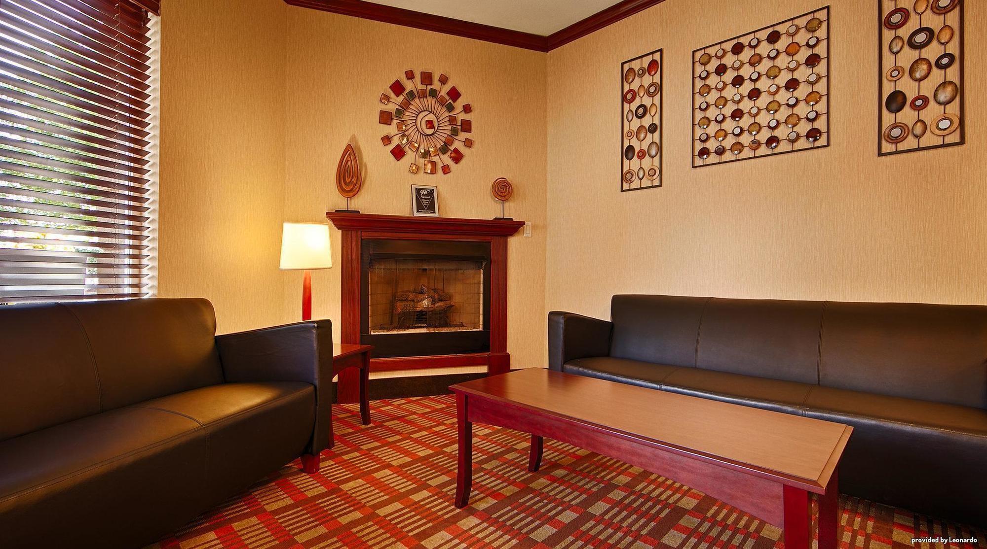 Best Western Wilsonville Inn & Suites Экстерьер фото